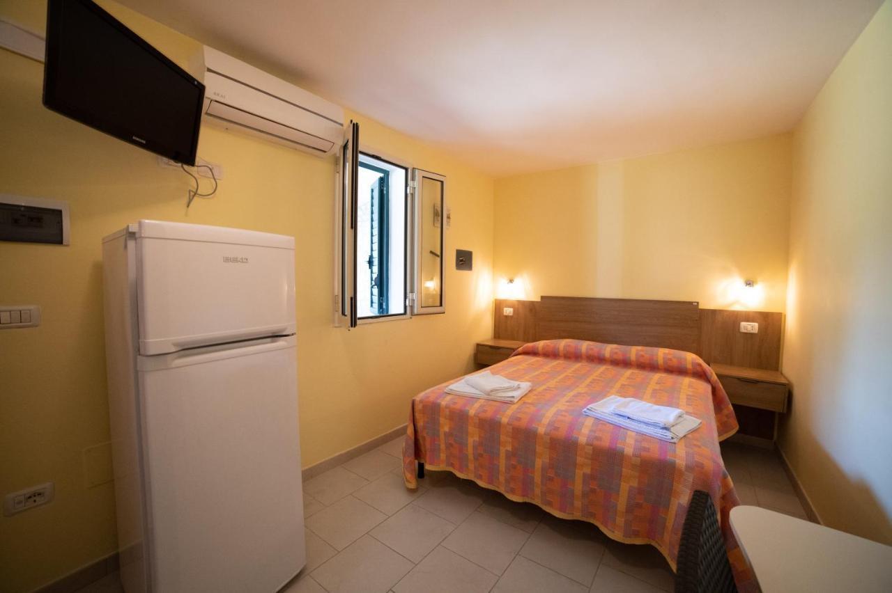 Bed and Breakfast Coppola Rossa Relax Vieste Exterior foto